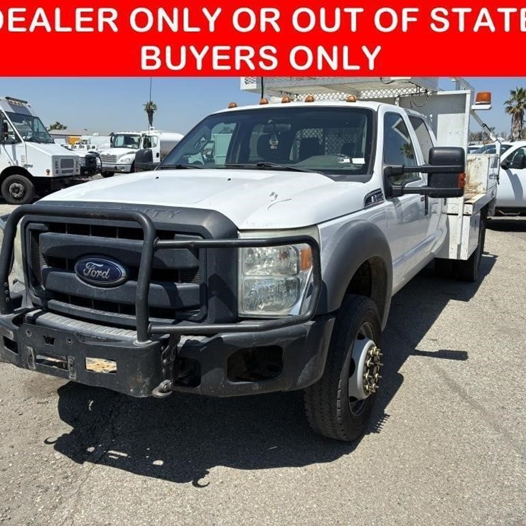 2012 FORD F550