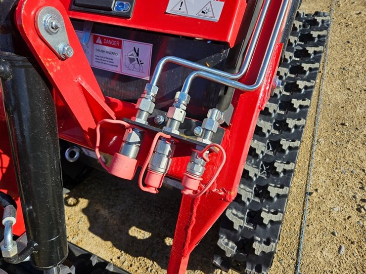 #5122-•-2026-agt-ysrt14-mini-skid-loader-image-11