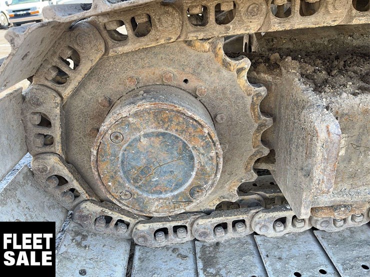 2019-bobcat-e85-image-13