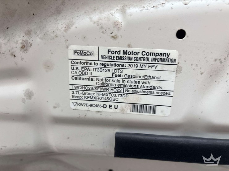 2019-ford-explorer-image-10