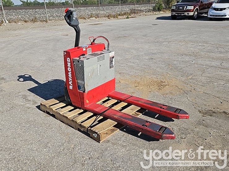 2014-raymond-102tf45l-image-6