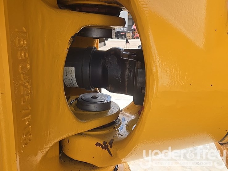 2022-volvo-a25g-image-18