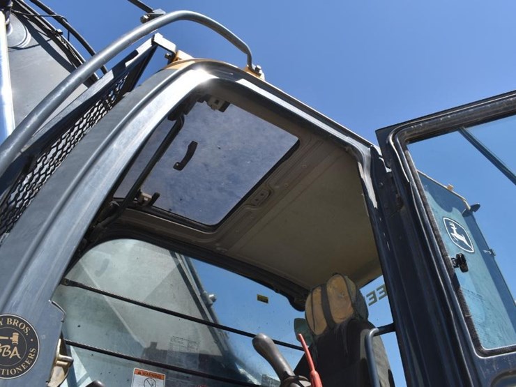 2010-deere-350d-lc-image-60