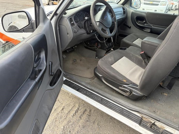 2005-ford-ranger-image-13
