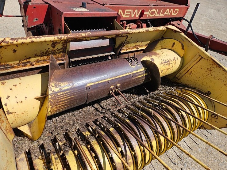 new-holland-770-image-18