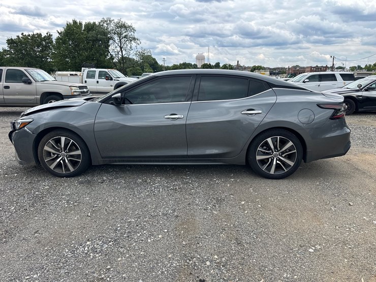 #31-•-2020-nissan-maxima-image-3
