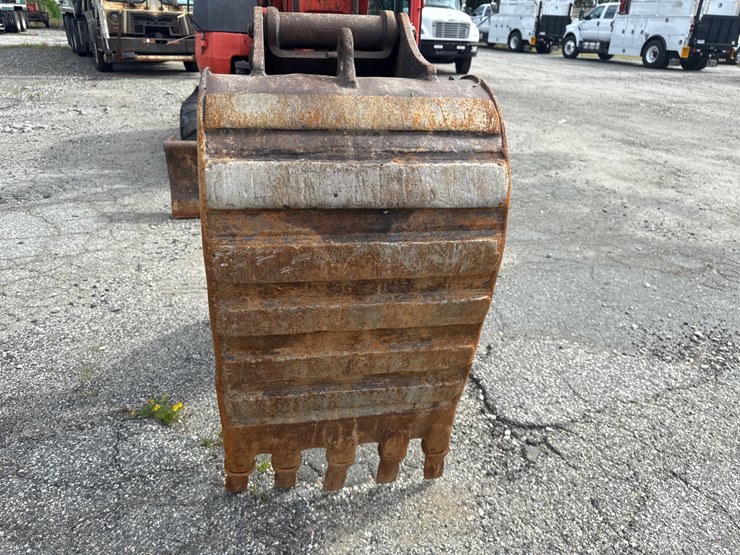 2012-kubota-kx080-3-image-14