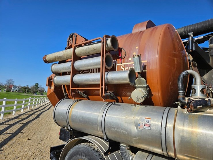 2001-vactor-2100-image-33