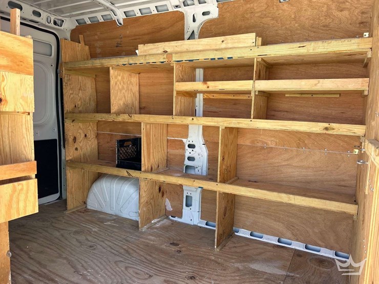 2023-ram-promaster-1500-image-24