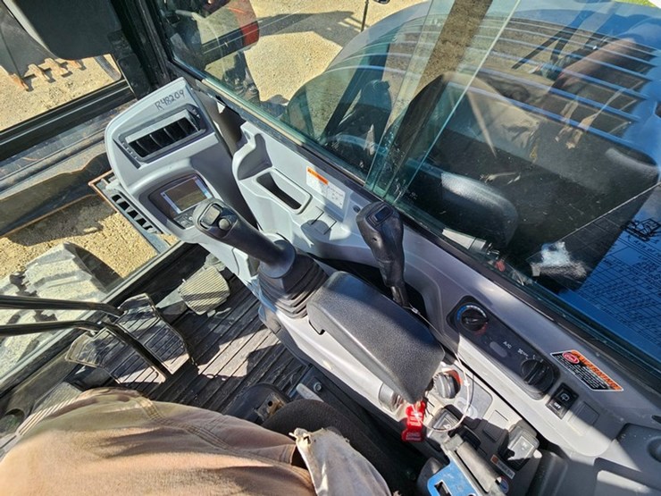 kubota-kx080-4-image-34