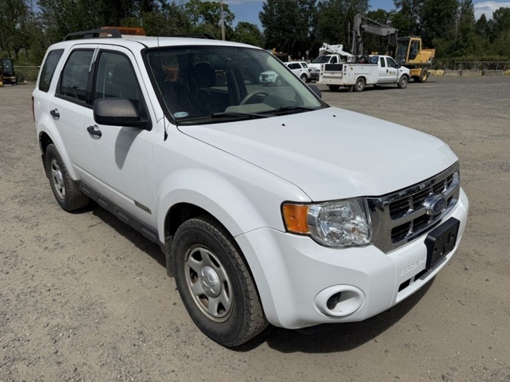 2008-ford-escape-image-2