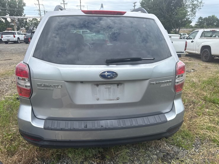 2016-subaru-forester-image-8