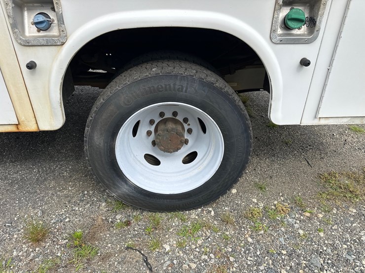 2012-ford-f450-image-26