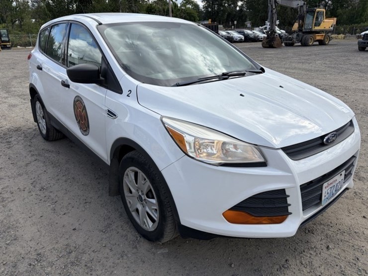 2015-ford-escape-image-2