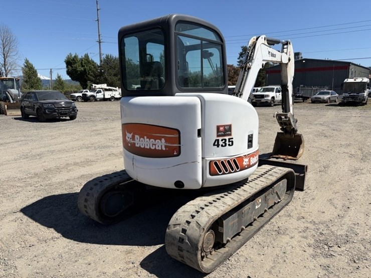 2008-bobcat-435-image-4
