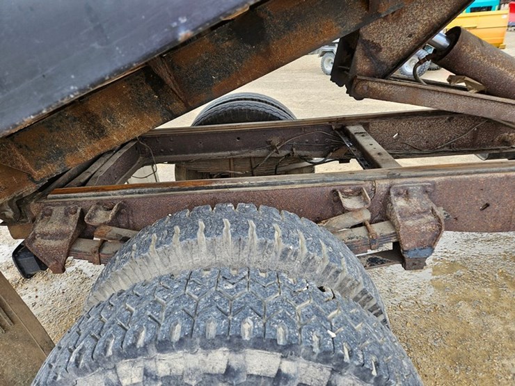 ford-600-image-24