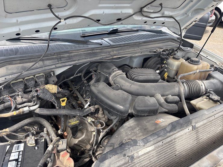 2010-ford-f250-image-13