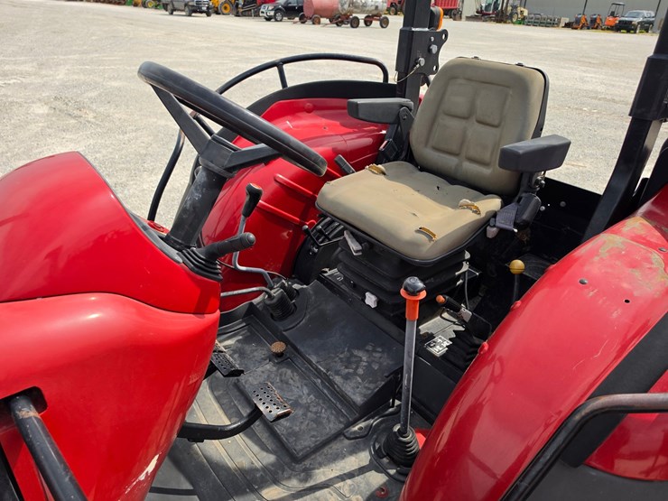 2010-case-ih-farmall-95-image-5