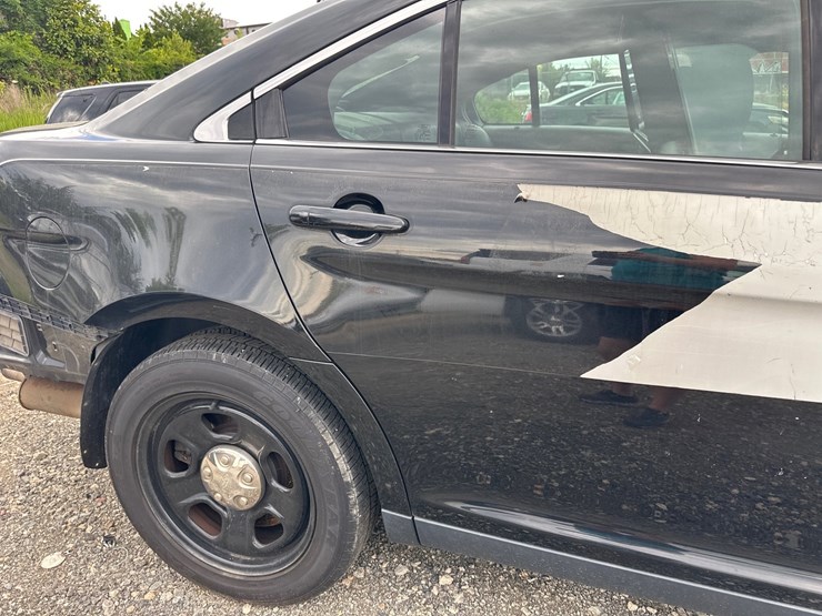 #33-•-2015-ford-interceptor-image-8