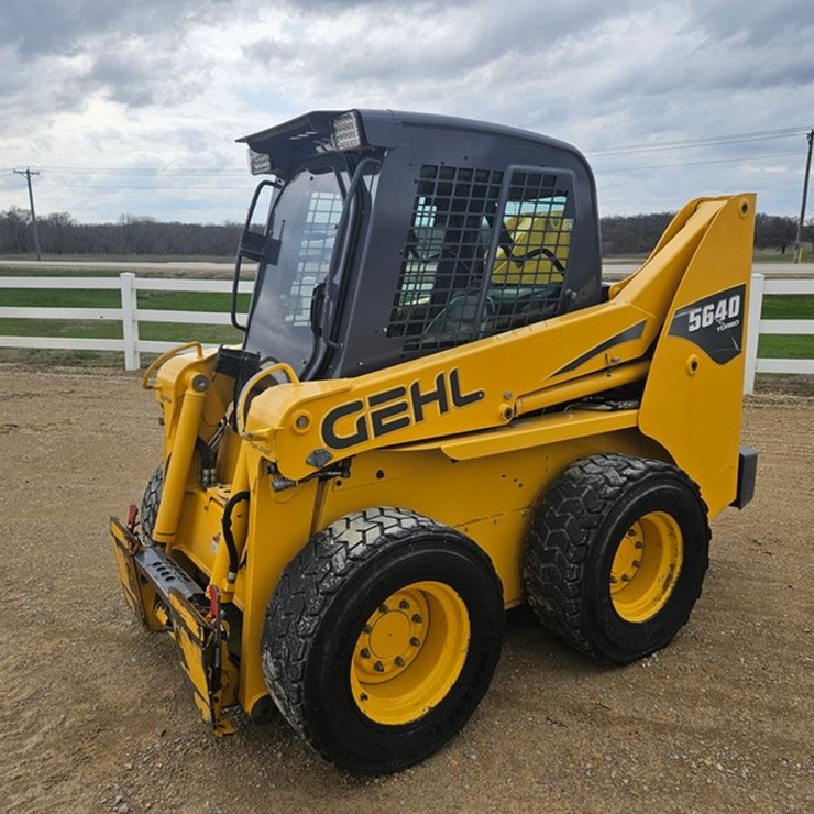 GEHL 5640