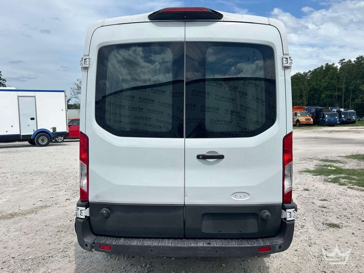 2018-ford-transit-image-13