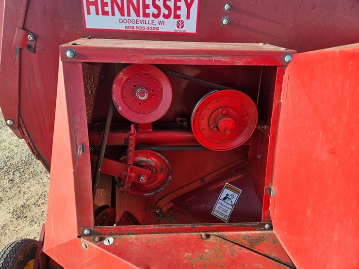 new-holland-f62b-image-14