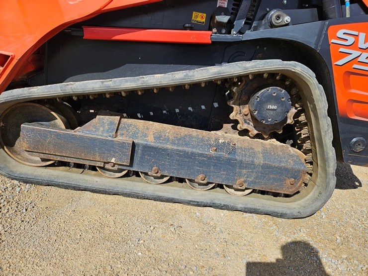 2020-kubota-svl75-2-image-13