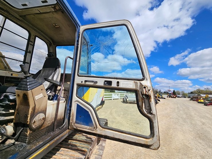 kobelco-sk220-lc-image-46
