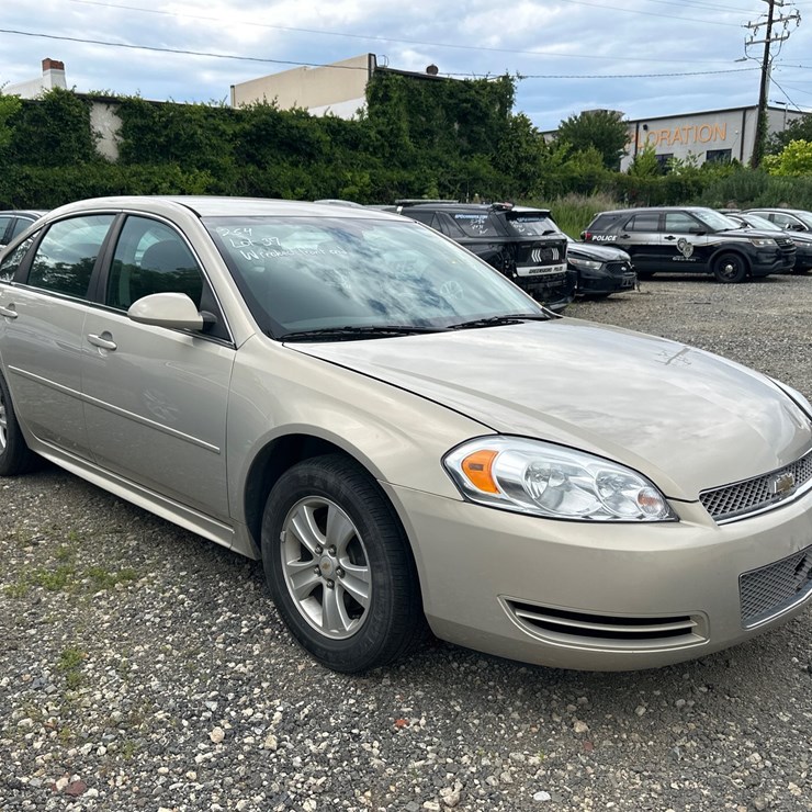 #37 • 2012 CHEVY IMPALA