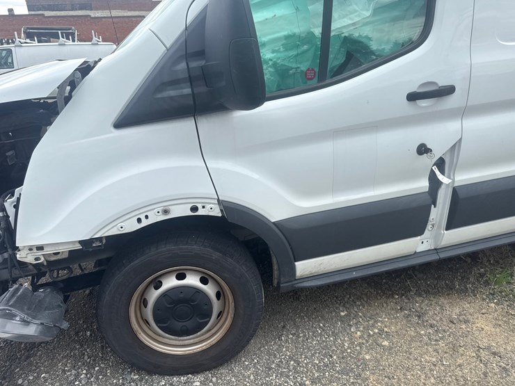 2018-ford-transit-image-11