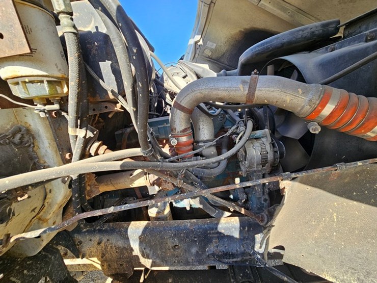 2001-vactor-2100-image-55