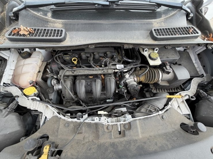 2015-ford-escape-image-13