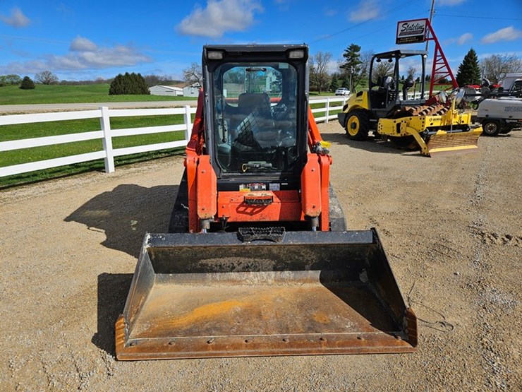 2020-kubota-svl75-2-image-8