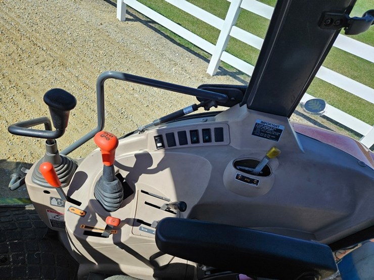 kubota-m7040-image-24