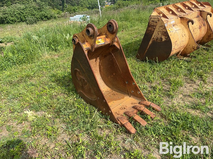 c&p-def-24”-excavator-bucket-image-3