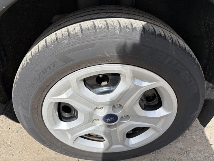 2017-ford-escape-image-17