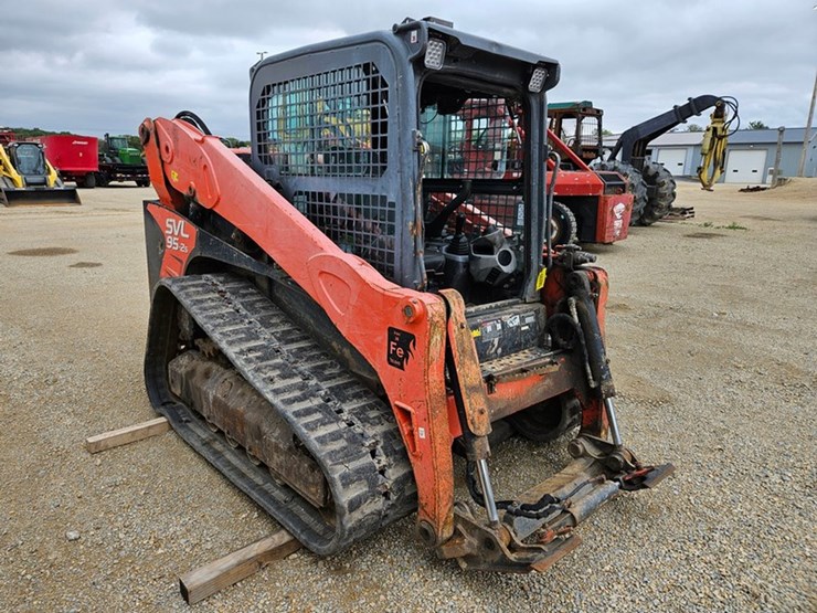 kubota-svl95-2s-image-7