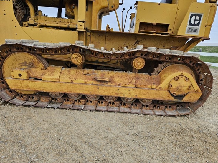 caterpillar-d5-image-13