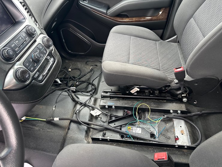2018-chevrolet-tahoe-image-27