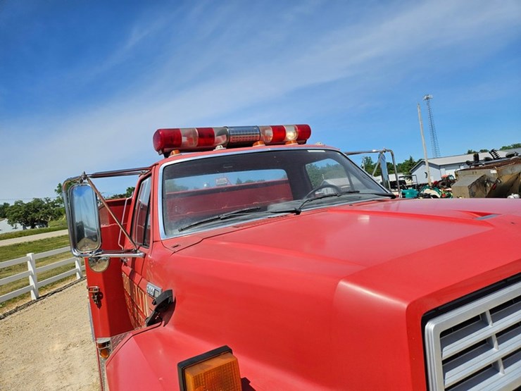 1986-ford-f800-image-9