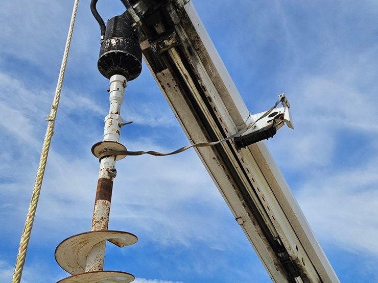 #5076-•-2007-freightliner-m2-tandem-axle-crane-truck-image-25