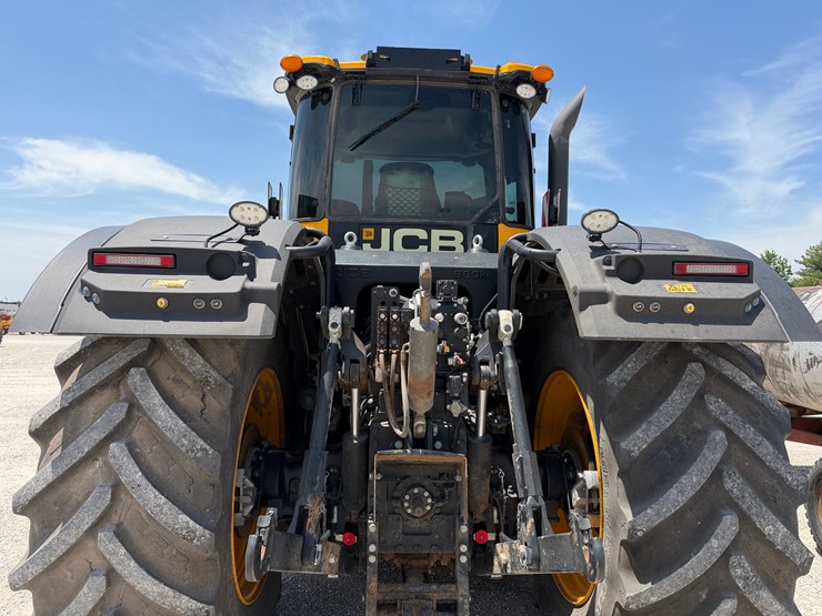 #212254-•-2022-jcb-8330-fastrac-tractor-image-25