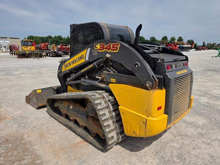 2023-new-holland-c345-image-16