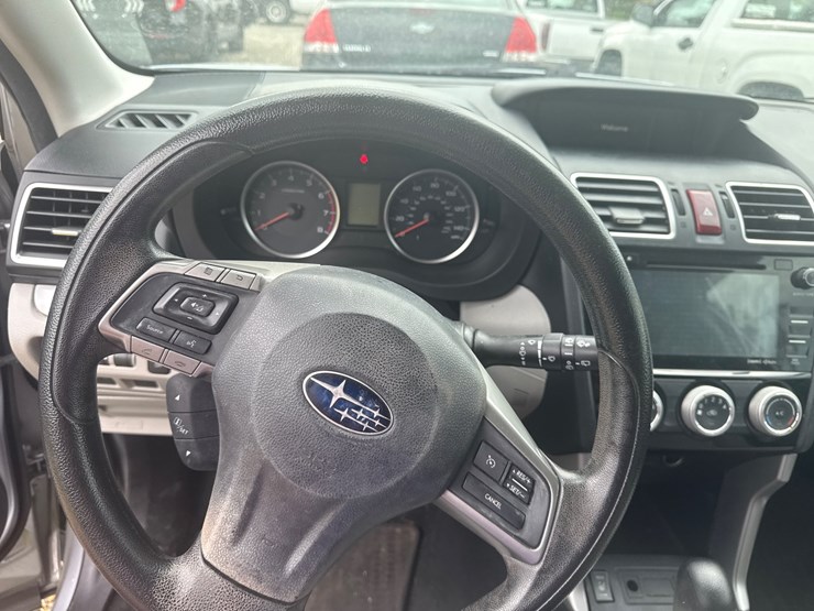 2016-subaru-forester-image-31