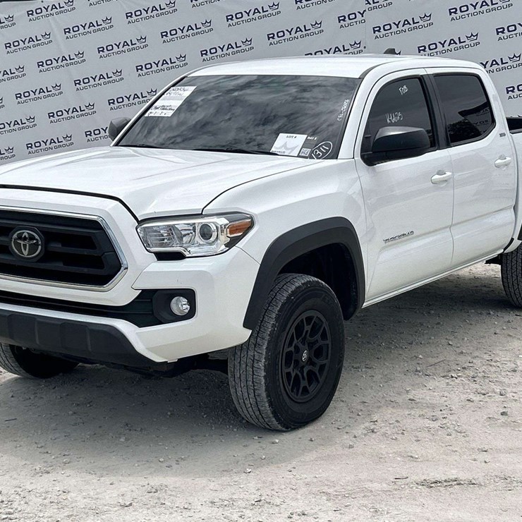 2023 TOYOTA TACOMA