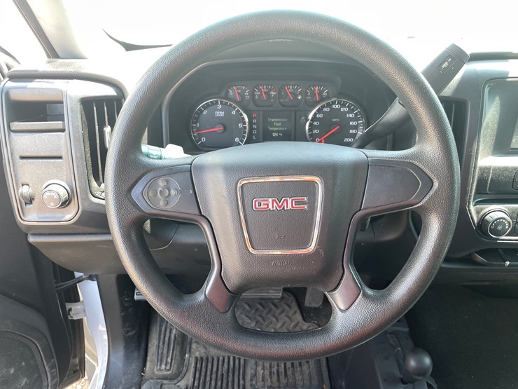 #1324-•-2017-gmc-sierra-pickup-truck-has-mn-title)-image-18
