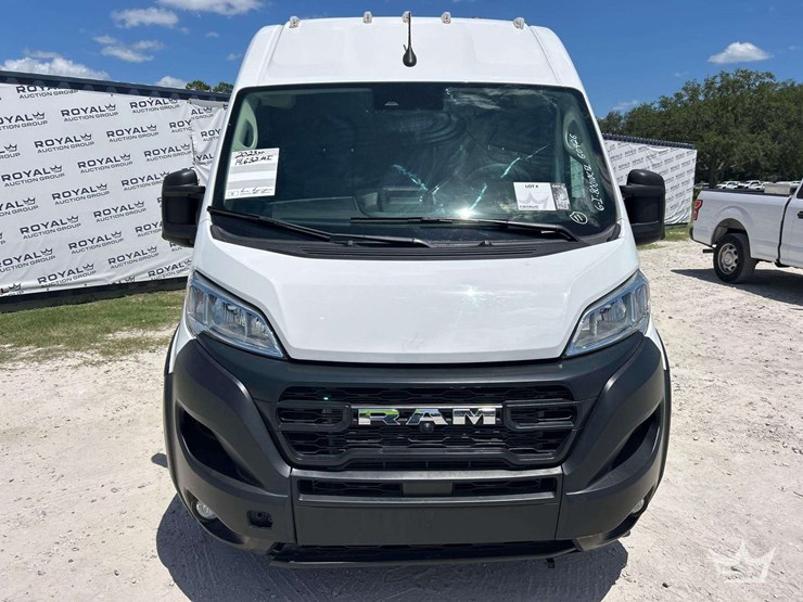 2023-ram-promaster-1500-image-31