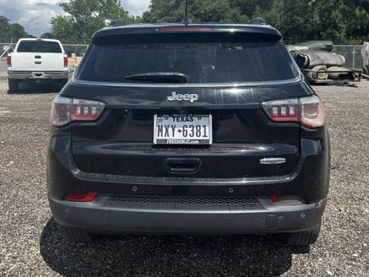 2018-jeep-compass-image-7