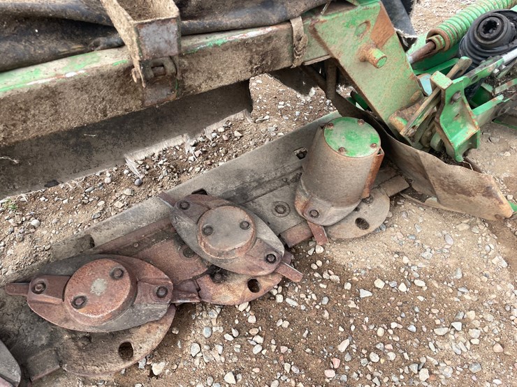 john-deere-275-image-5
