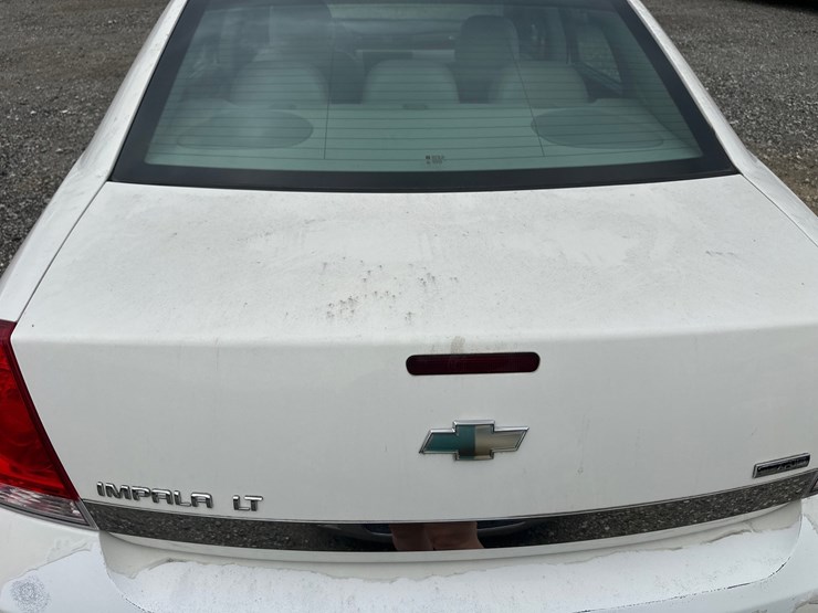 #28-•-2008-chevy-impala-image-25